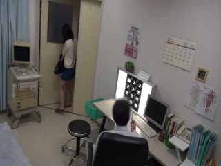 [中文字幕]MIAE-095性感子宮検診クリニック気付かれずに強制オーガズムされて理性崩壊レ×プ第03集 [HD]-leb